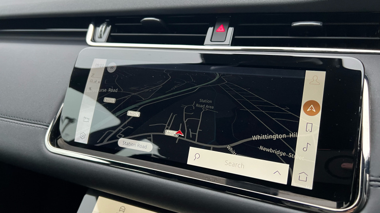 Land Rover Range Rover Evoque 1.5 P300e R-Dynamic SE 5dr Auto Hatchback